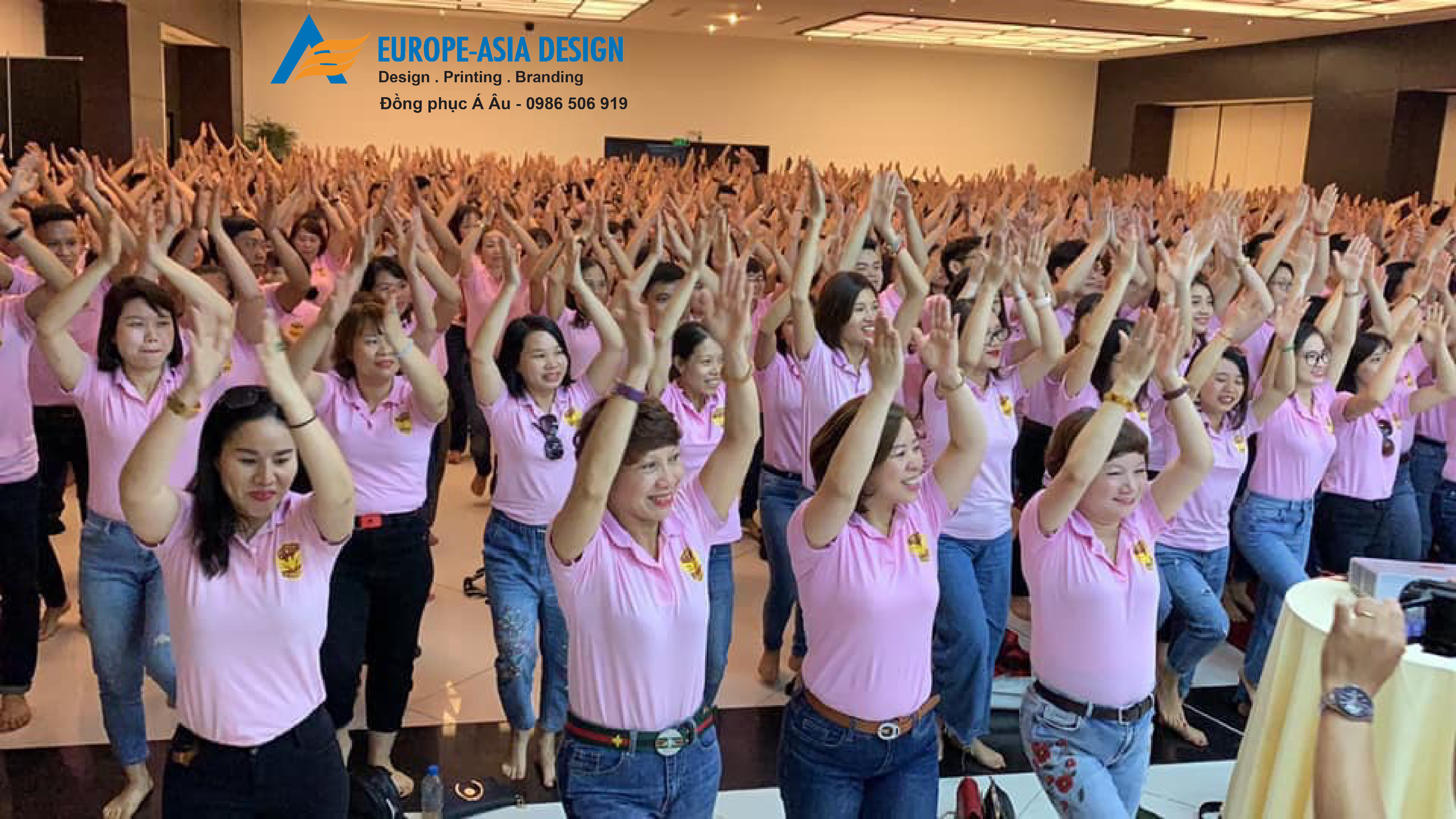 ĐỒNG PHỤC Á ÂU