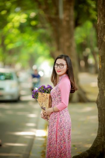 NGUYỄN NGÂN (KINH DOANH)